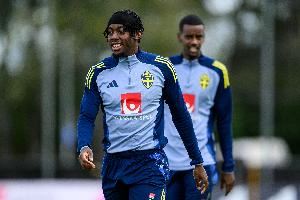 伊兰加：伊萨克非常专注且职业，他如今去了利物浦我祝他好运