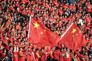 归化专家：有一位英超梯队的华裔想进中国国青，奈何明月照沟渠图片