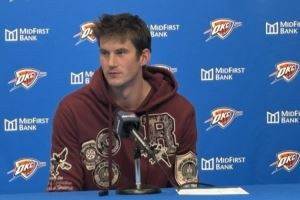 卡尔森:能上场打球总是很棒 教练叫名字时要做好准备