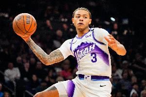 爵士乔治:教练没必要一直强调活力拼劲竞争力 这我们自己能掌控